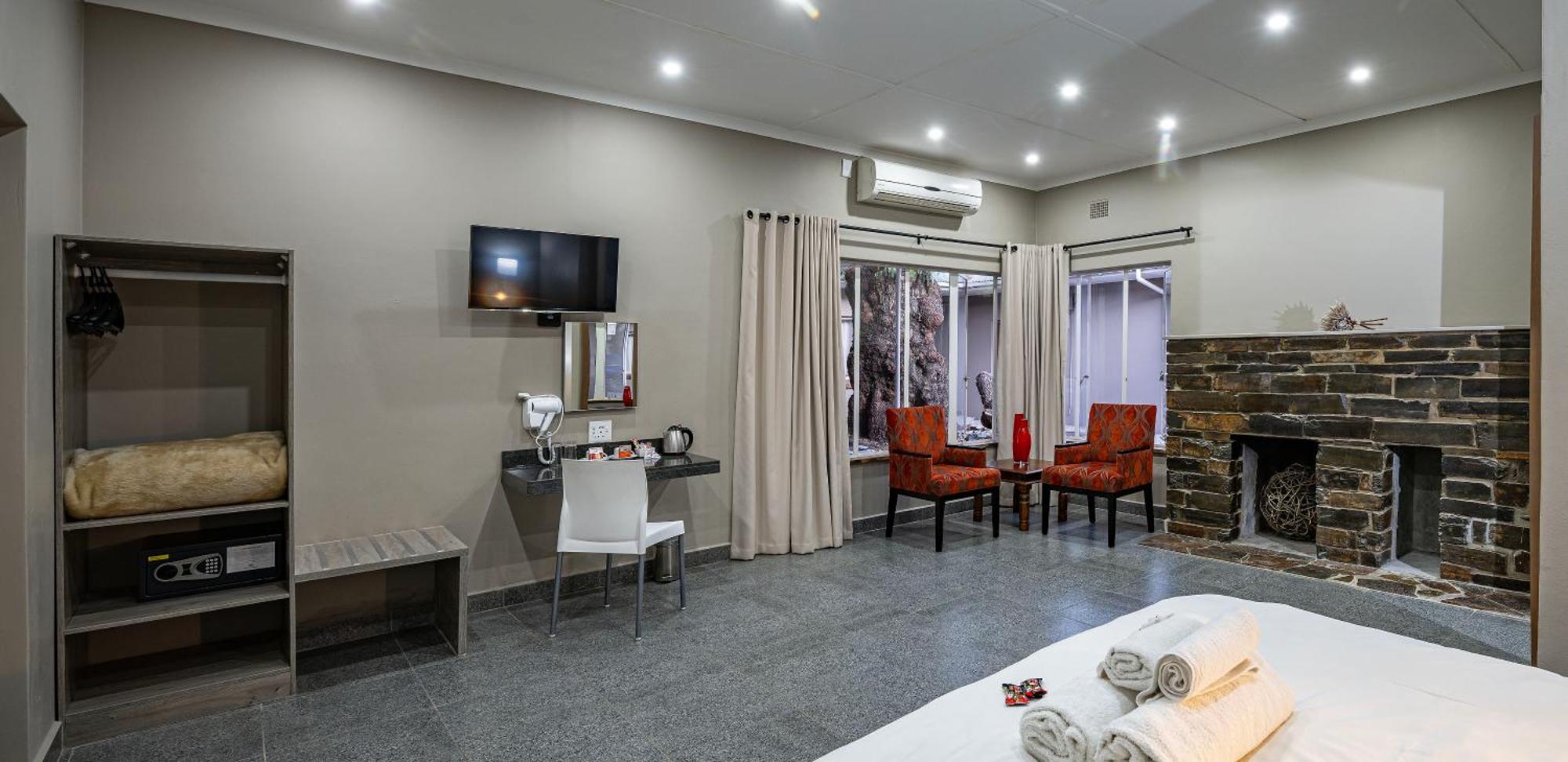 Calvinia Hotel Екстериор снимка