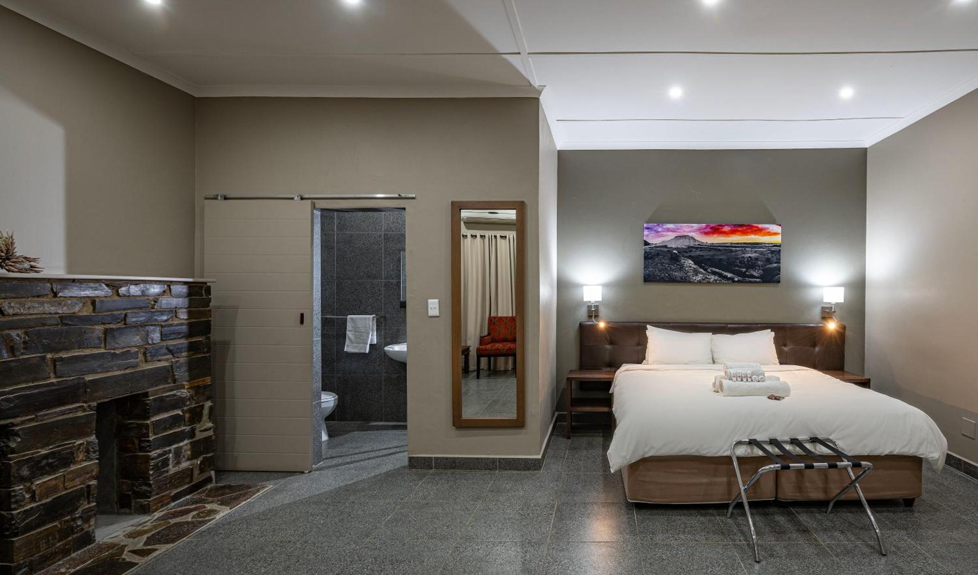 Calvinia Hotel Екстериор снимка