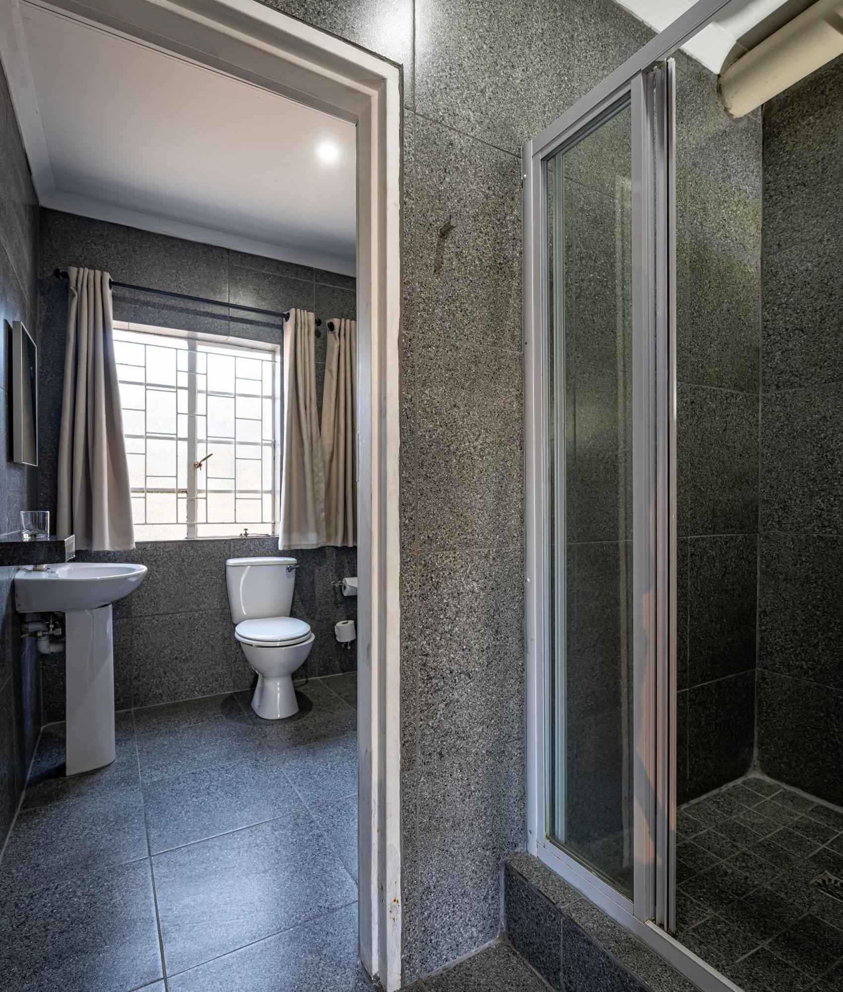 Calvinia Hotel Екстериор снимка