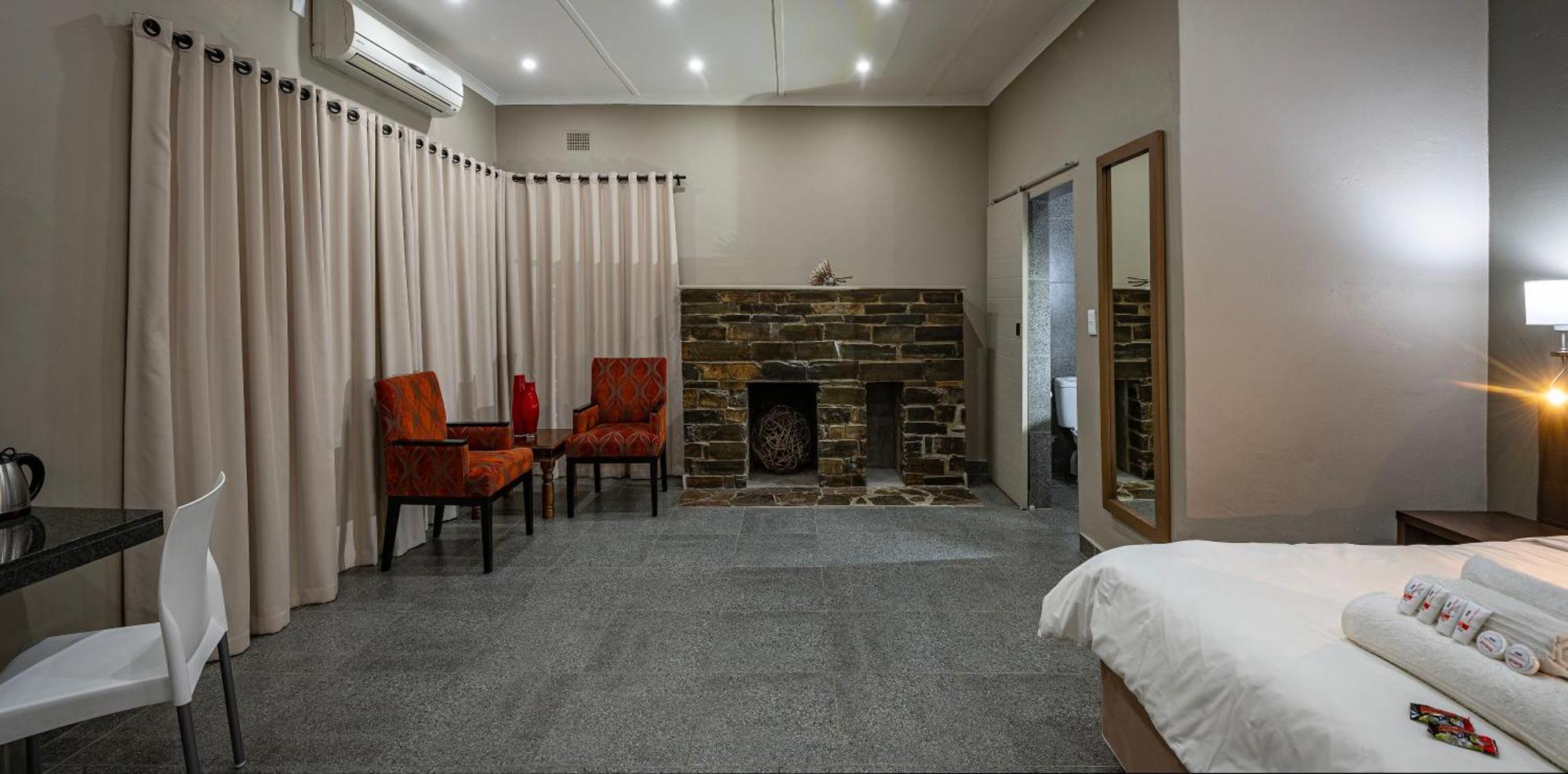 Calvinia Hotel Екстериор снимка