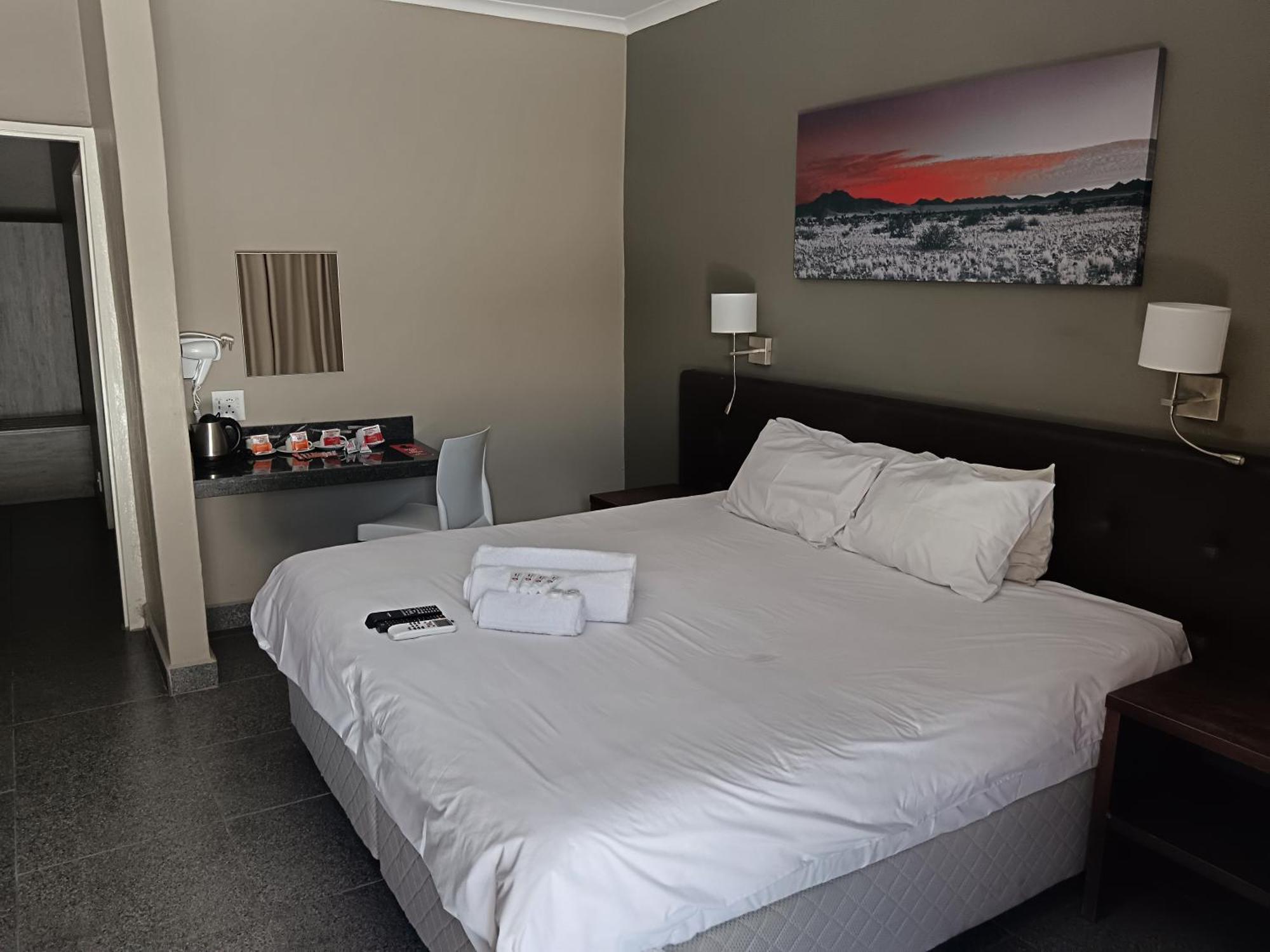 Calvinia Hotel Екстериор снимка